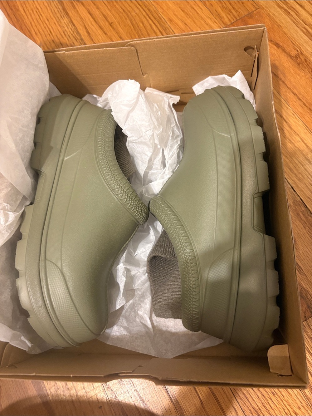 Ugh Tasman X Low Rubber Boots with fleece sock NIB